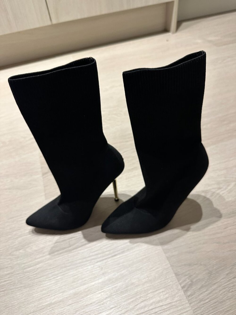 boots - Picture 2 of 4